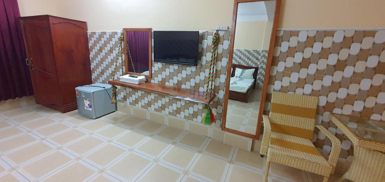 Nha Nghi Viet Nga Otel Ha Tien Dış mekan fotoğraf